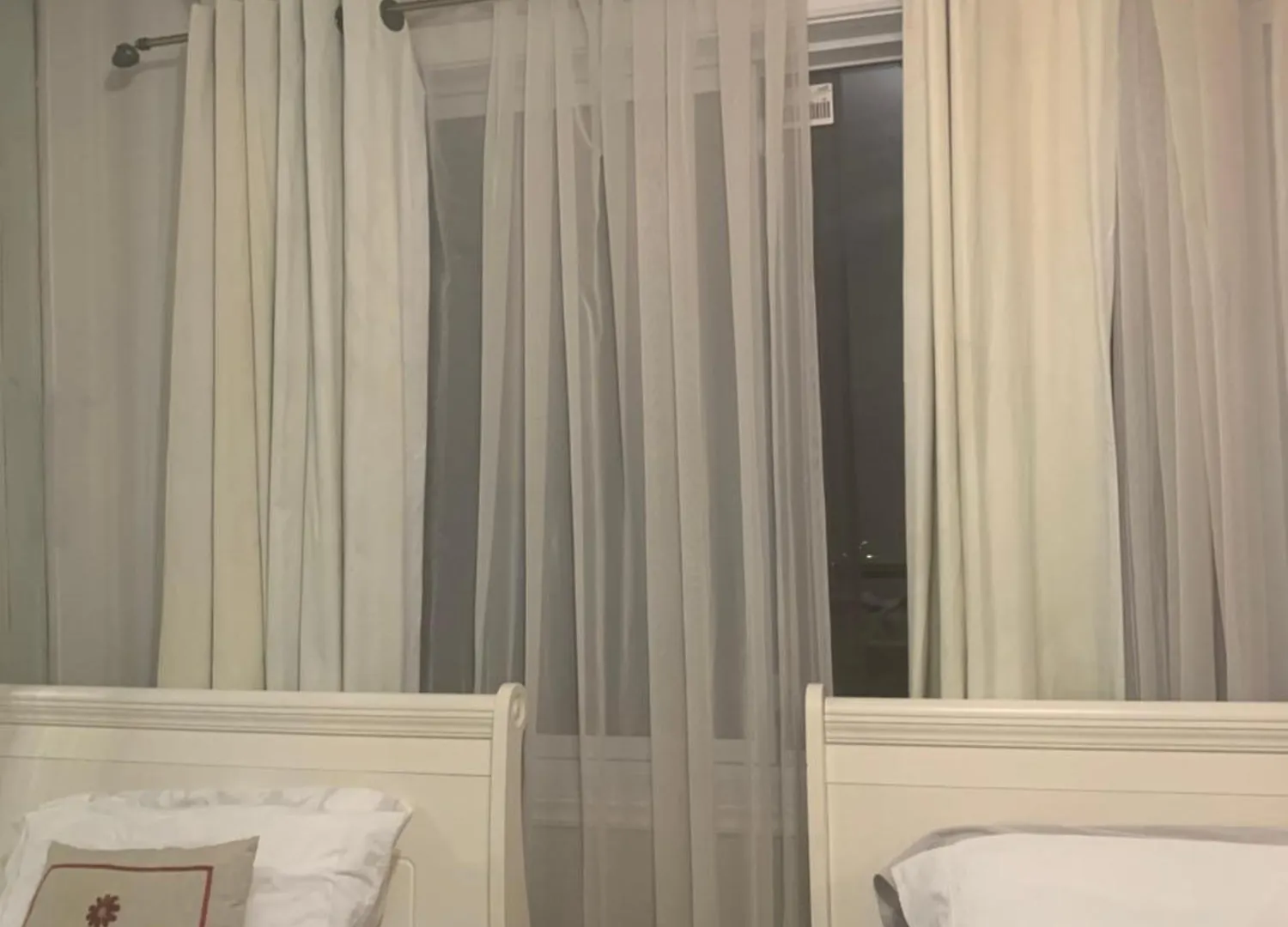 Montreal Downtown Rooms